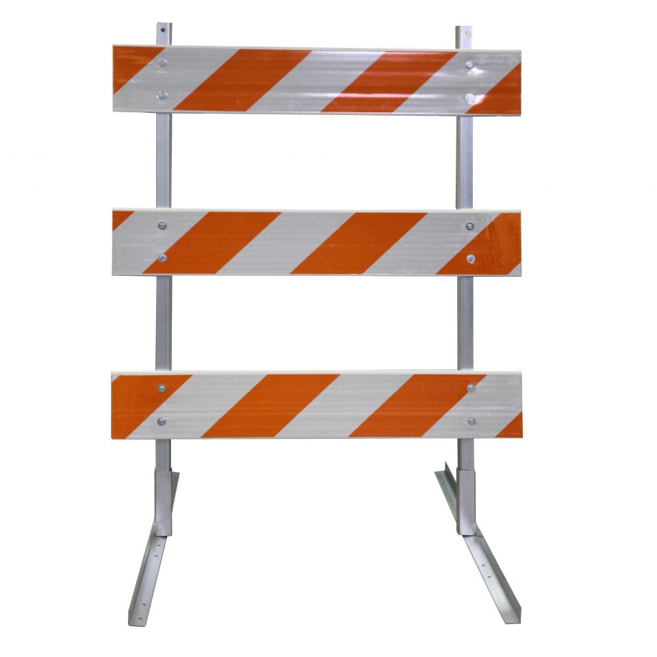 TD2600 Type III Works Barricade – Plastic/Angle Steel | Three D