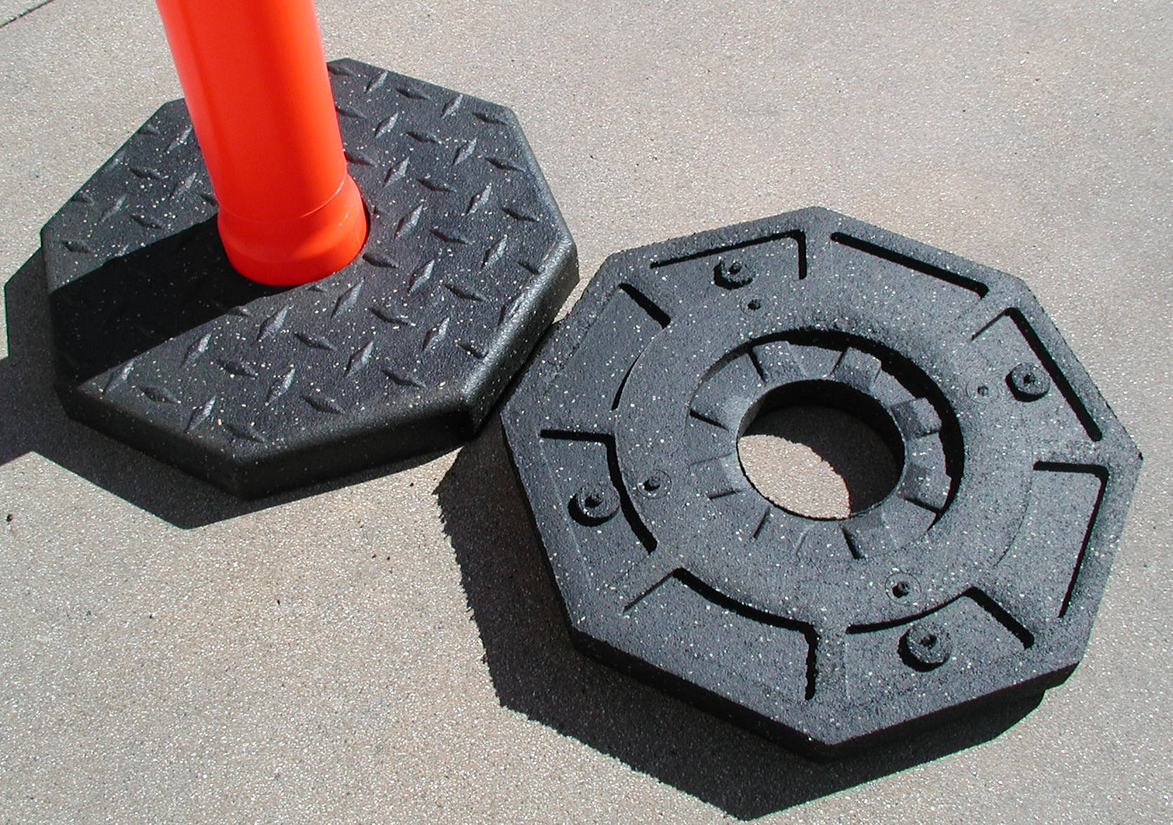 TD8100 bases use 100% post-consumer recycled materials